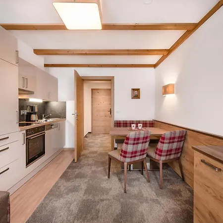 & Garni Alpenrose Apartamento *