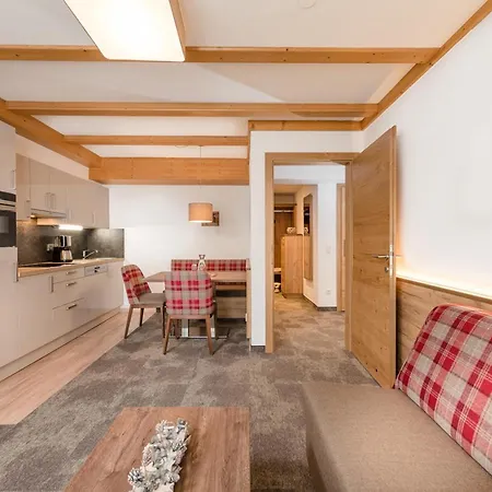 Apartamento & Garni Alpenrose Obertauern