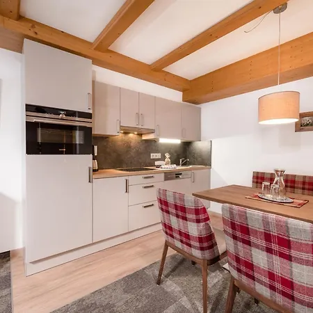 Apartamento & Garni Alpenrose