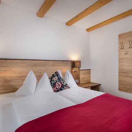 Apartamento & Garni Alpenrose *