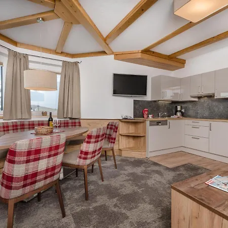 Apartamento & Garni Alpenrose